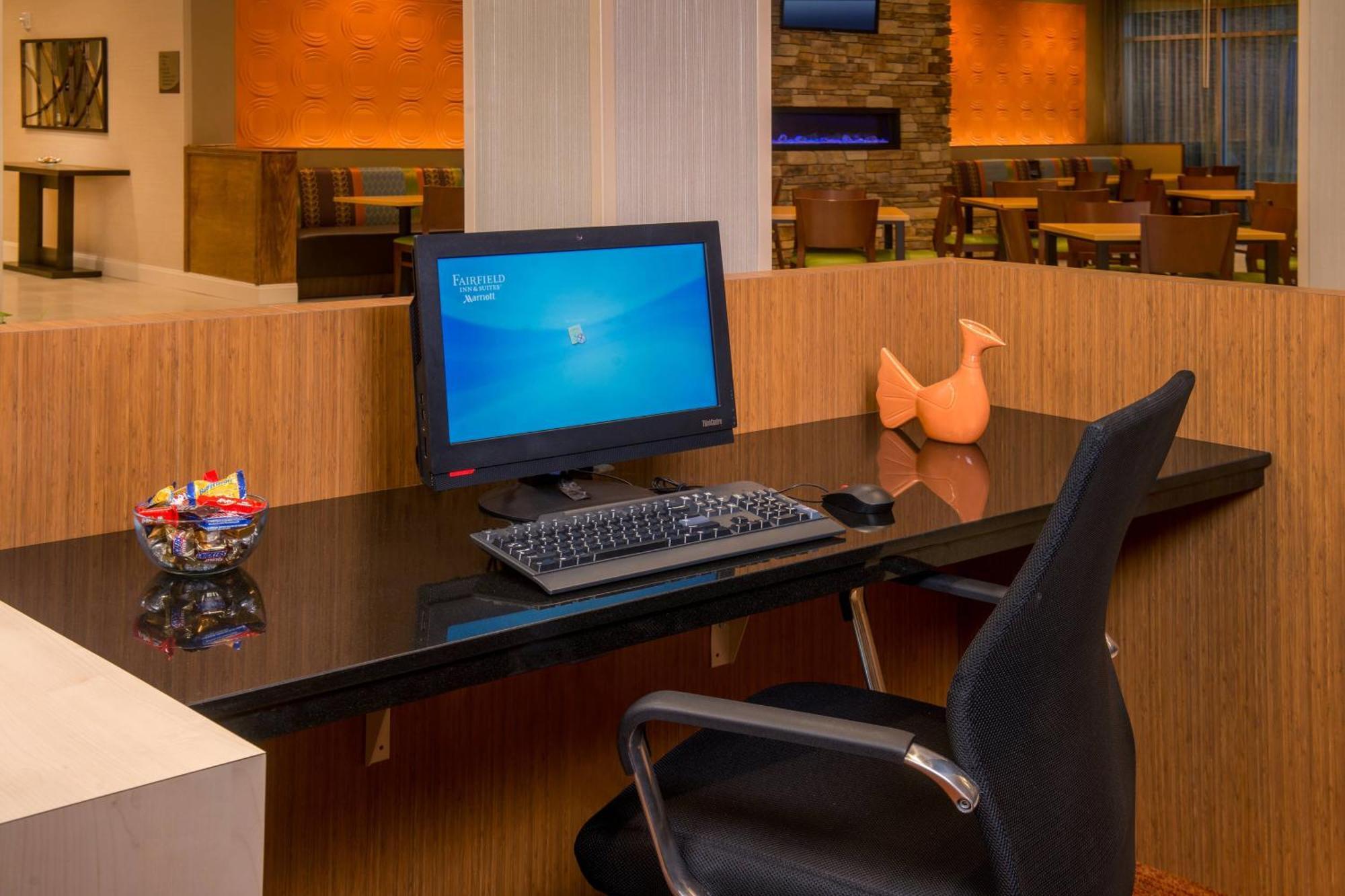 Fairfield Inn & Suites By Marriott Washington Exterior photo